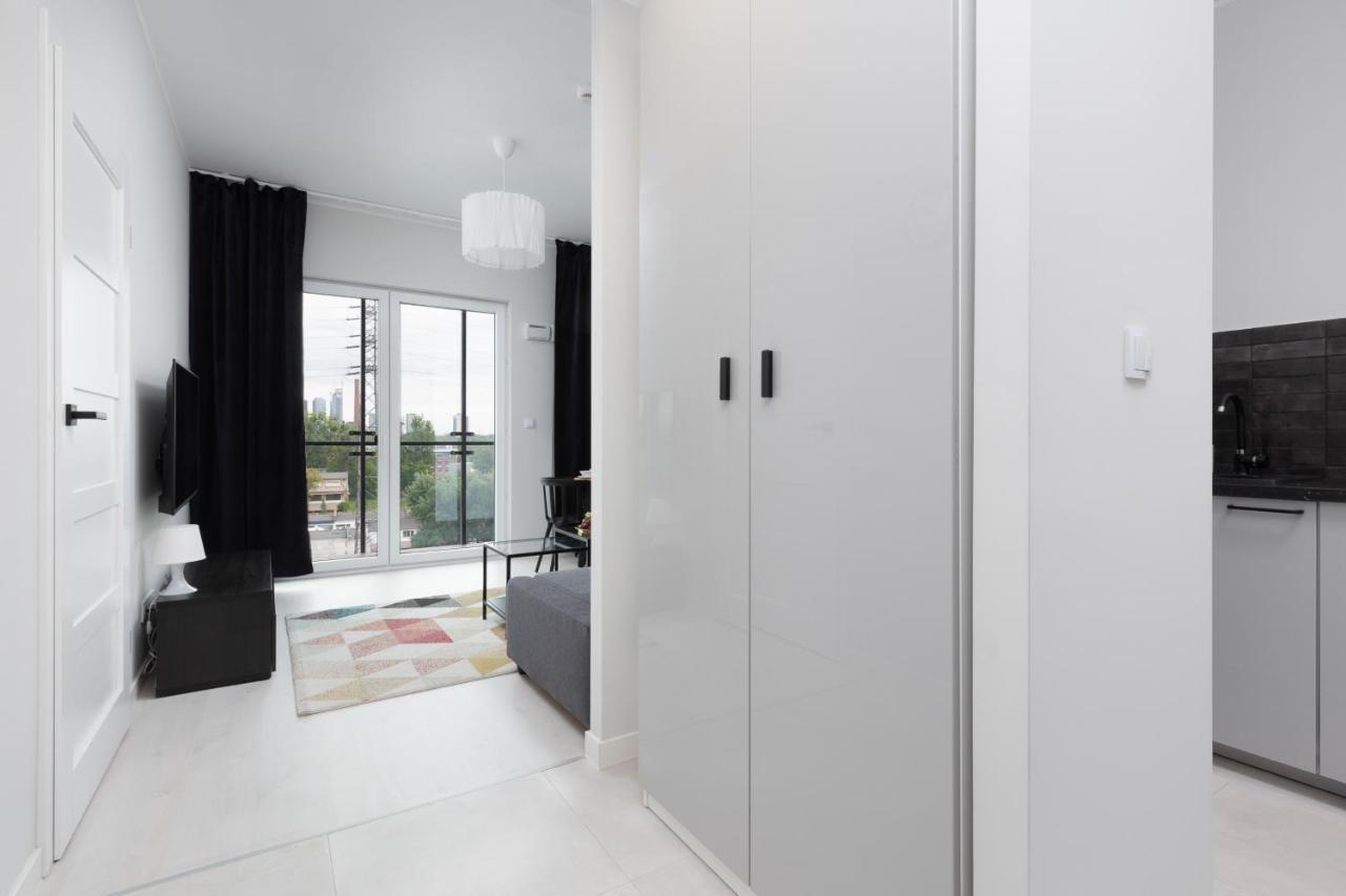Business Center Apartments Warsaw Wola By Noclegi Renters מראה חיצוני תמונה
