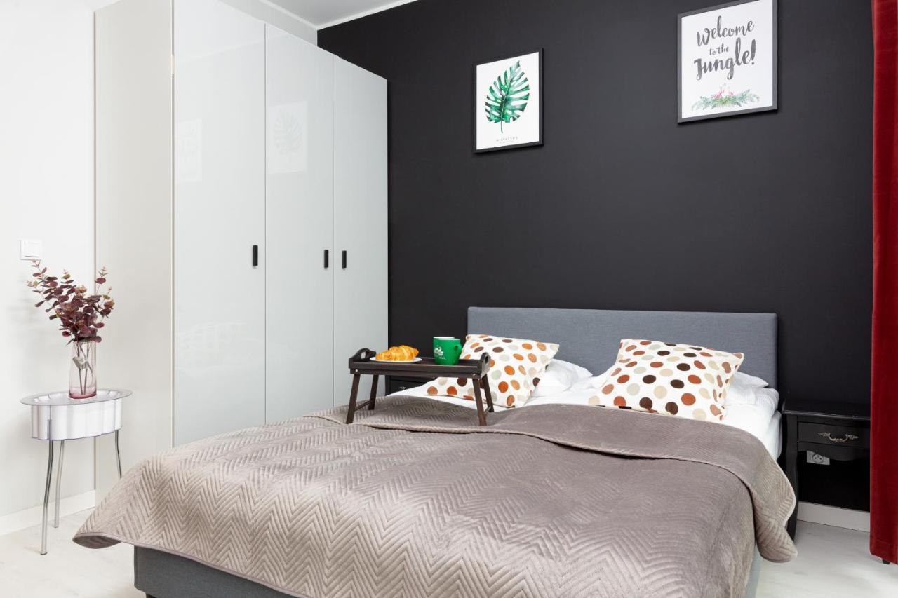 Business Center Apartments Warsaw Wola By Noclegi Renters מראה חיצוני תמונה