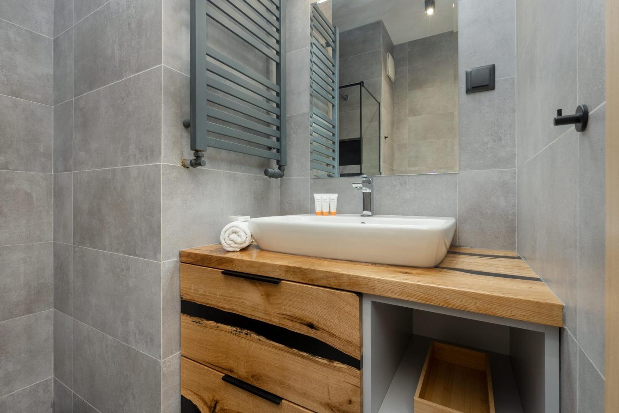 Business Center Apartments Warsaw Wola By Noclegi Renters מראה חיצוני תמונה